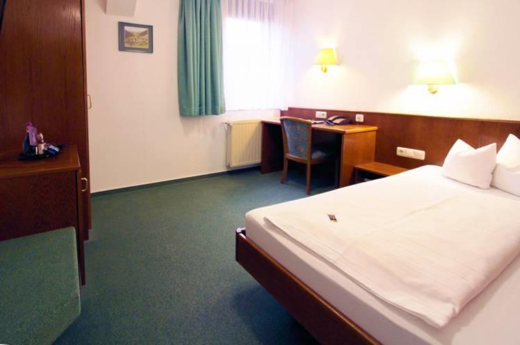 Hotel Promenadenhof Weissensee  Esterno foto